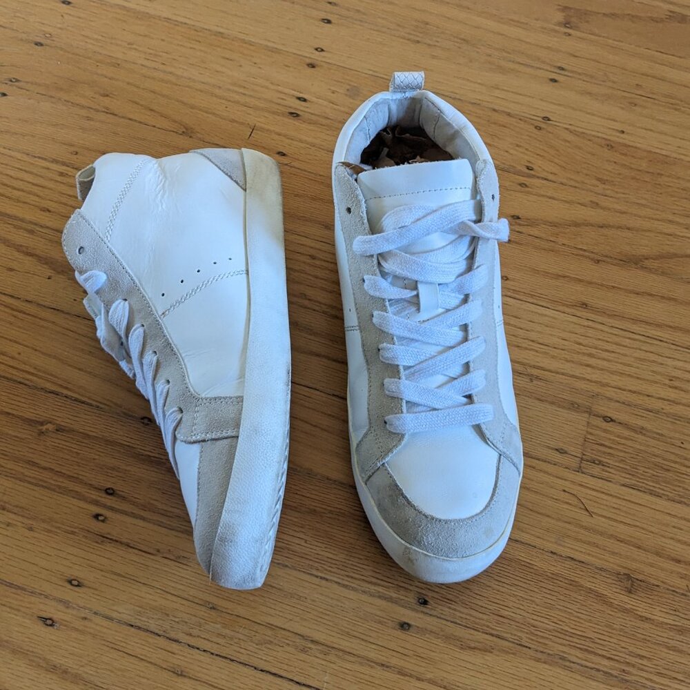 BANANA REPUBLIC White Leather High Top Sneaker with Hidden Wedge - Size 8.5